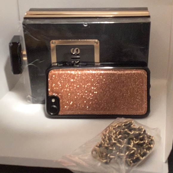 NEWT VINTAGE PARIS PERFUME SHAPED CLUTCH BAG. - Picture 10 of 14